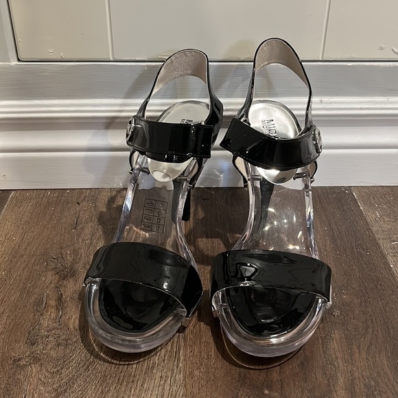 MICHAEL Kors leather rubber see through stilettos 9 M black. Logo detail - Picture 2 of 8